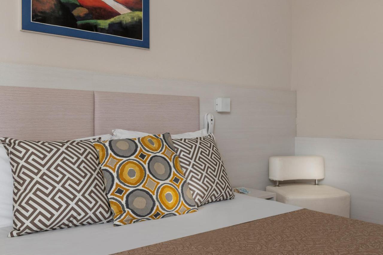 Hotel Eliseo Riccione Esterno foto