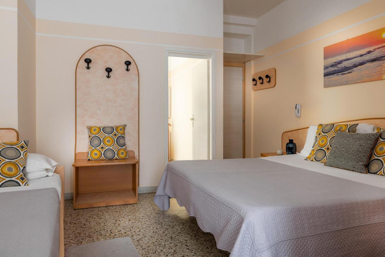Hotel Eliseo Riccione Esterno foto
