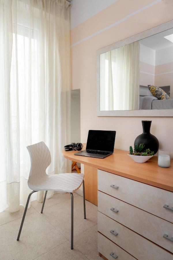 Hotel Eliseo Riccione Esterno foto